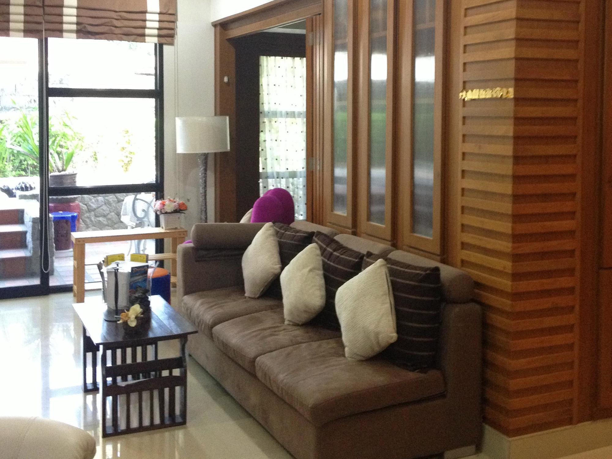 Ruankeaw Homestay Nai Harn Buitenkant foto