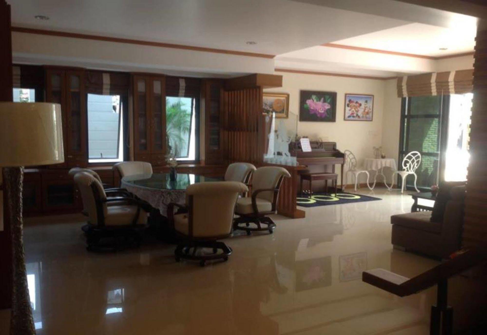 Ruankeaw Homestay Nai Harn Buitenkant foto
