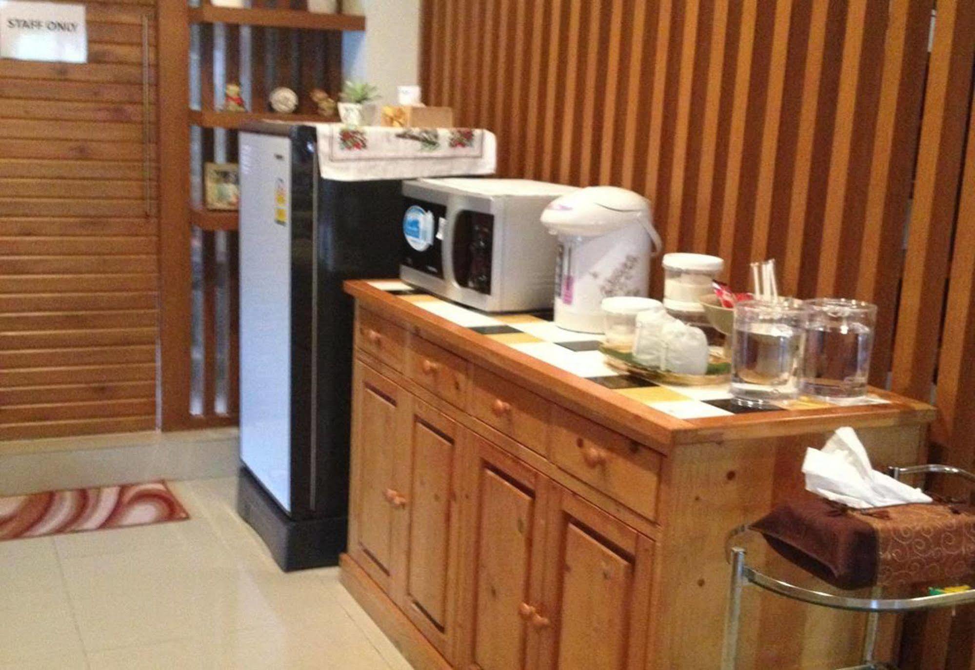 Ruankeaw Homestay Nai Harn Buitenkant foto